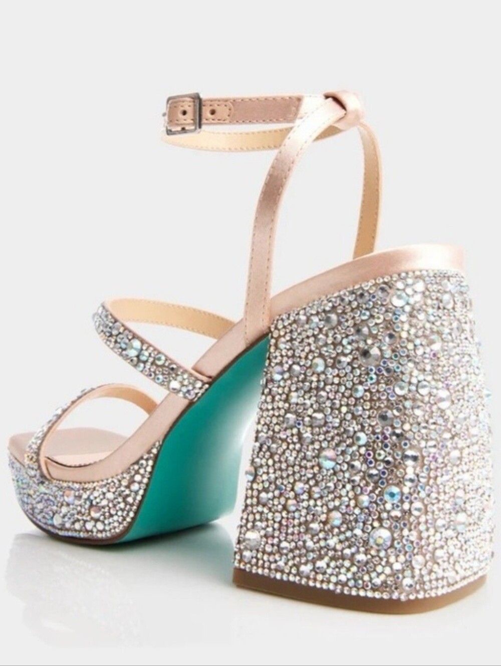 Betsey Johnson Denni Rhinestone Platform Heels Bridal Bedazzled Size 9.5 - Picture 2 of 8